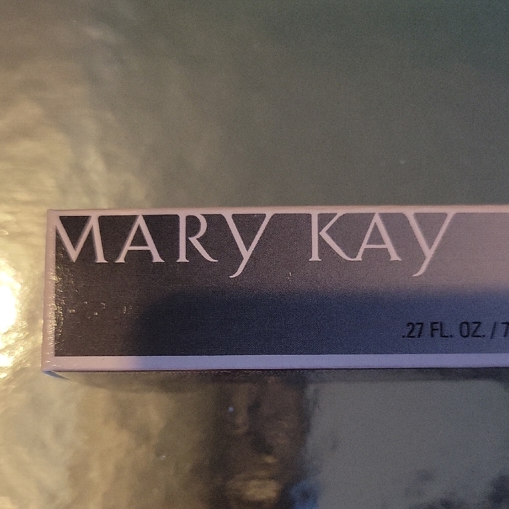 Mary Kay Brow Gel - Picture 2 of 4